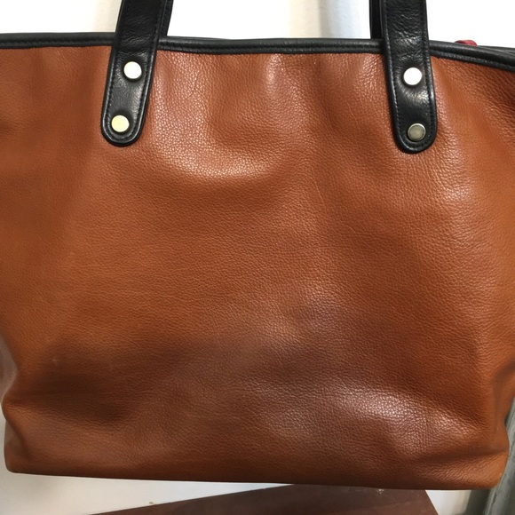 Laudi Vidni Leather Handbag - Picture 9 of 16